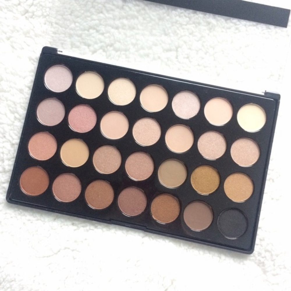Eyeshadow Palette